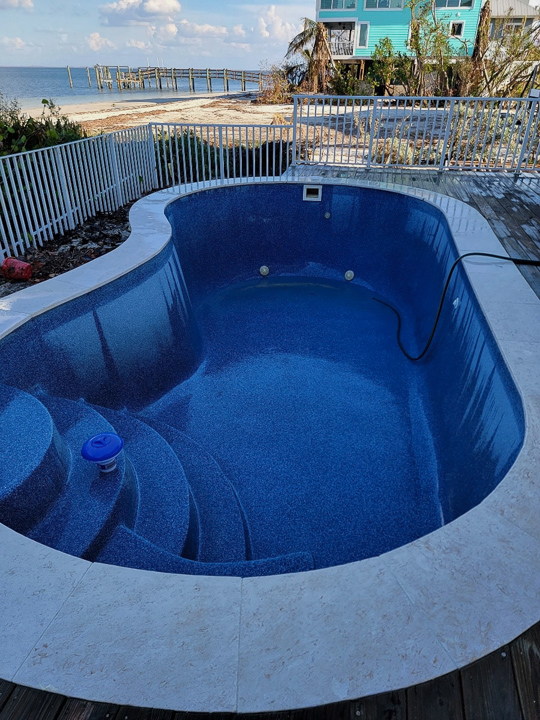 Swimming pool repair service